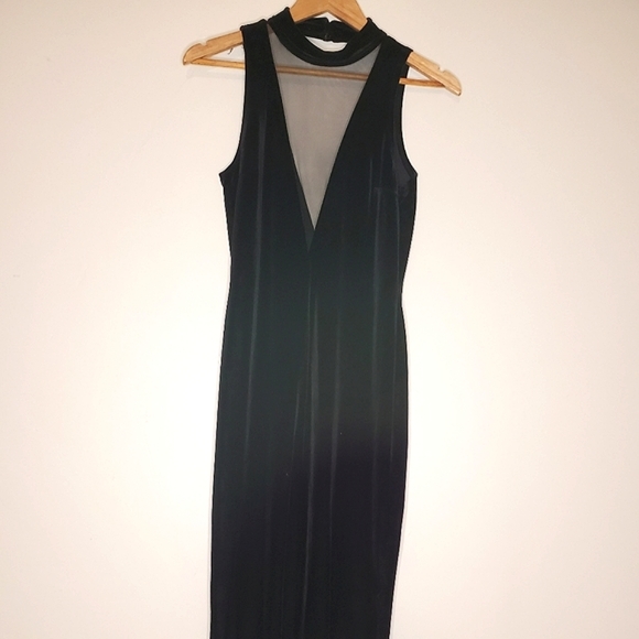 Black Velvet 80s Sleeveless Halter Dress with Low-Cut Mesh Front Chest - Picture 11 of 15